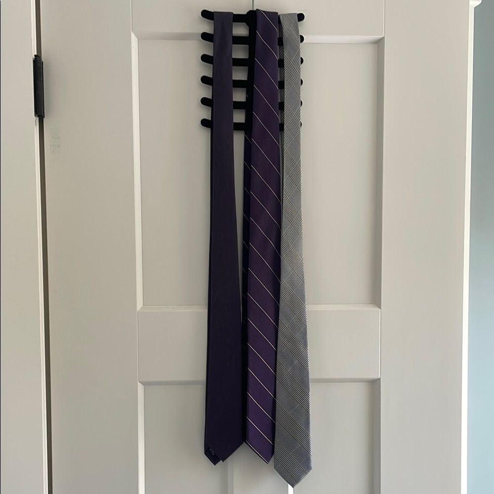 Elegant Purple and Gray Ties Set